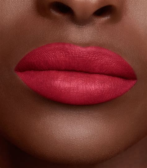 Rouge Stiletto Lumi Matte Lipstick 